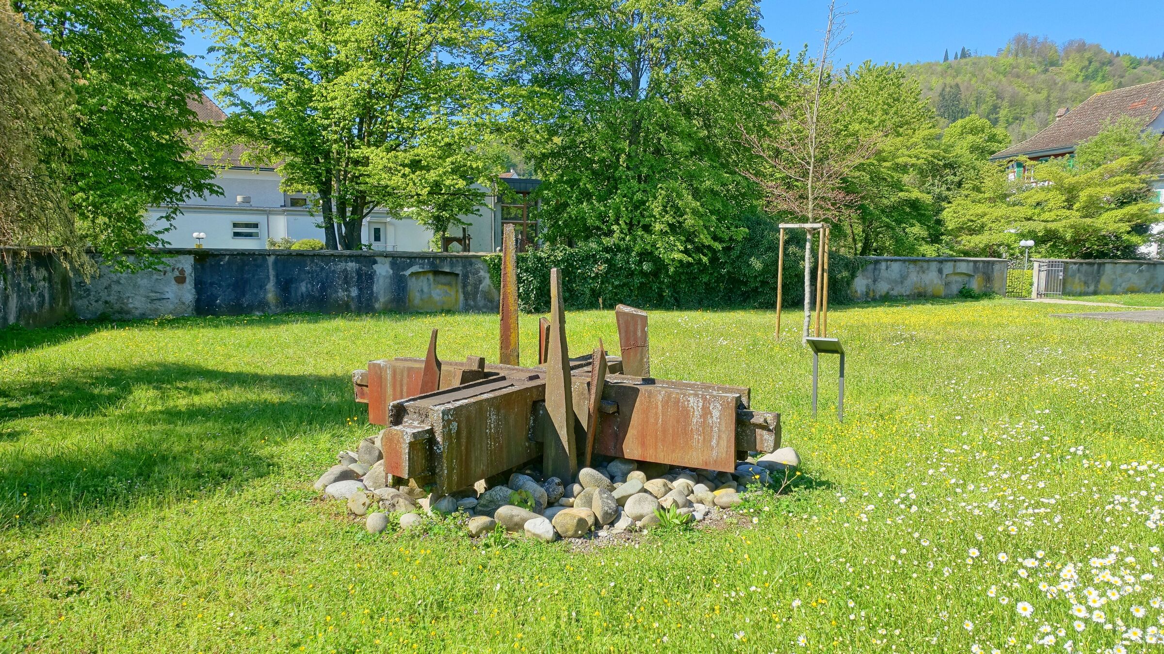 Erwin Rehmann, Liegendes Eisenkreuz, 1964 (gefertigt für Expo Lausanne 1964) Erwin Rehmann, Liegendes Eisenkreuz, 1964 (gefertigt für Expo Lausanne 1964)