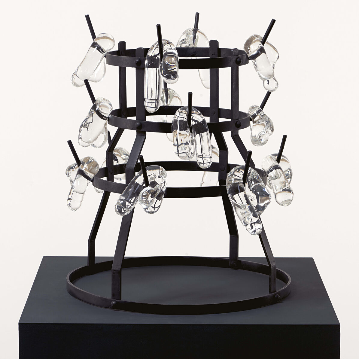 Monica Bonvicini, Fleurs du mal (droop), 2019. © 2025, ProLitteris, Zurich Monica Bonvicini, Fleurs du mal (droop), 2019. © 2025, ProLitteris, Zurich